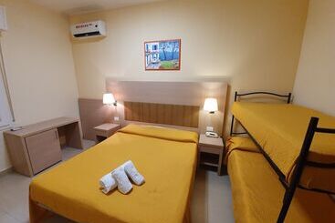 هتل Cuba Rimini