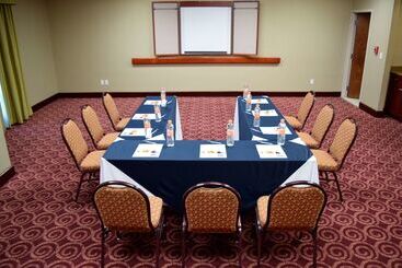 בית מלון כפרי Hampton Inn By Hilton Ciudad Victoria