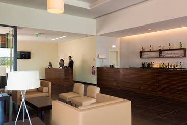 ホテル Nau Morgado Golf & Country Club