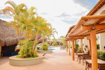 فندق Sarana Praia