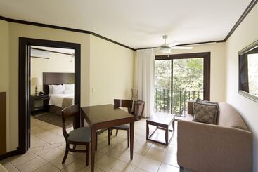 Отель Villa Los Candiles