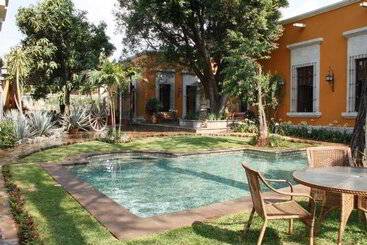 هتل Villa Tequila