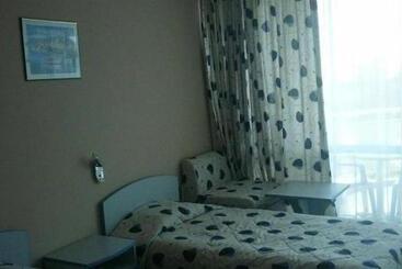 アパートホテル Sineva Beach Hotel All Inclusive