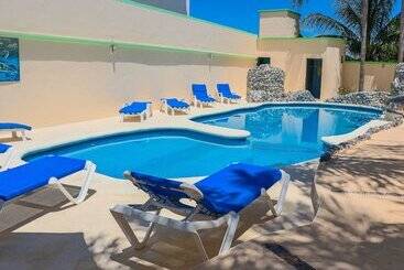 房子 Villas Coco Resort All Suites