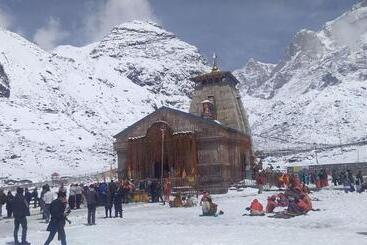 ホテル Gmvn Guptkashi