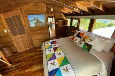 هتل Gulupa Ecolodge