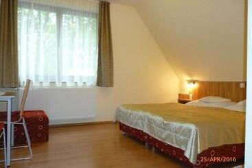 Bed and Breakfast Mátraházai üdülőház