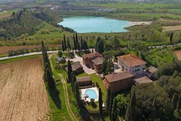 酒店 Agriturismo I Poggi Gialli