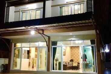 膳宿费 Apinsaya House