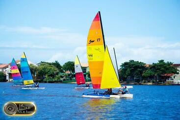 ペンション Pousada Kanaxuê