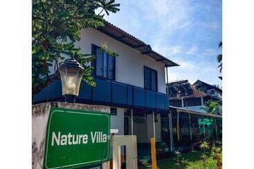 هتل Nature Villa Kochi