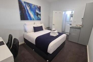 مُتل The Avenue Inn