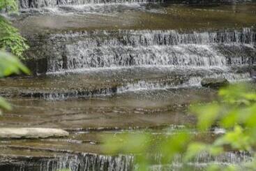 בית מלון כפרי Clifty Inn