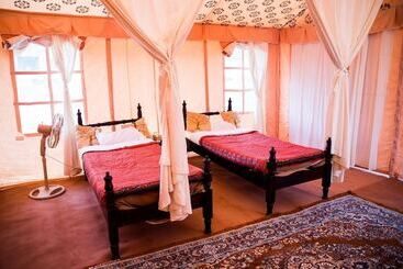 酒店 Kumbh Sukrit Camp