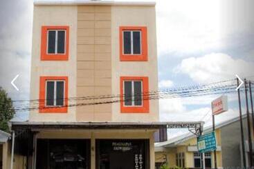 פנסיון Penginapan Sriwijaya