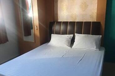 ペンション Rumah Dempo Syariah