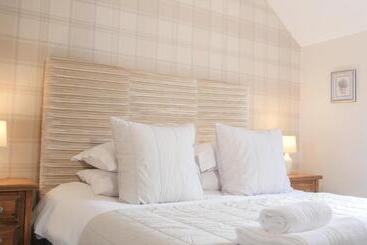 פנסיון Strathardle Lodge