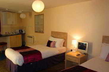 City Express Aparthotel