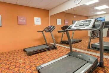 فندق Comfort Suites Altoona