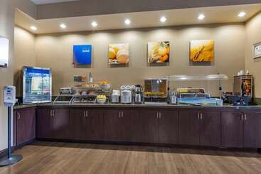 בית מלון כפרי Comfort Suites Lake Norman  Huntersville