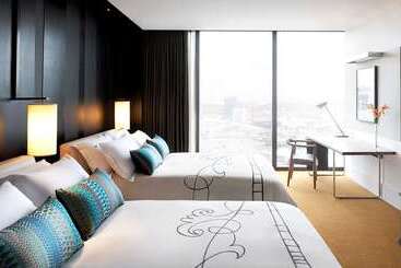 בית מלון כפרי Crown Metropol Melbourne