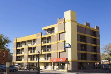 هتل Days Inn By Wyndham Denver Downtown