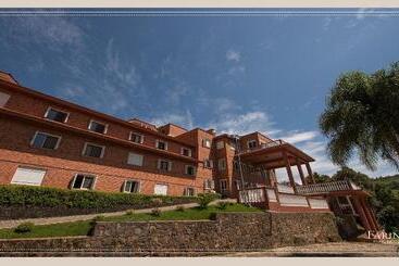 Отель Farina Park