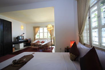 호텔 Frangipani Villa 60s