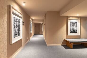 בית מלון כפרי Oliva Plaza