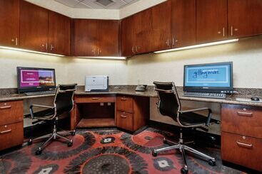 فندق Hampton Inn & Suites Navarre