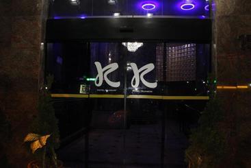 هتل La Guardia