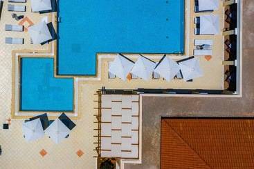 酒店 Messina Resort