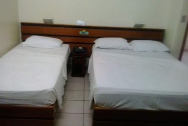 Отель Oft Plaza Oeste