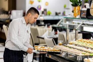 Prestige Deluxe Hotel Aquapark Club All Inclusive