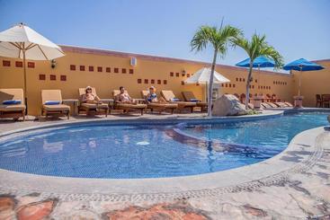 هتل Quinta Del Sol By Solmar
