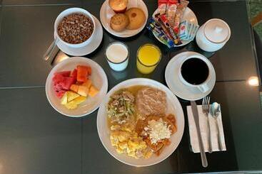 בית מלון כפרי Real Del Sol   Zona Expo E Industrial