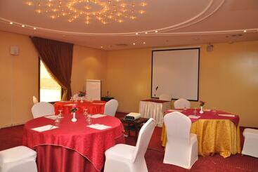 Reef Al Malaz International Hotel By Al Azmy