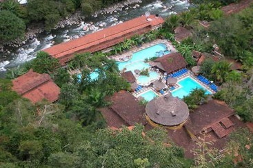 هتل Rio Selva Resort Yungas