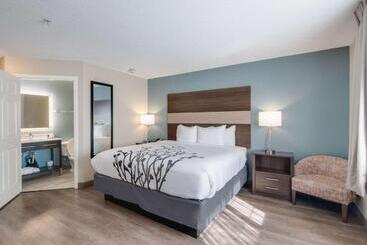 Отель Sleep Inn & Suites Columbus Next To Fort Moore