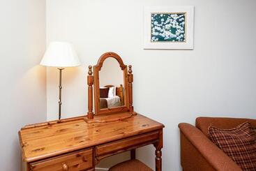 Отель The Inn @ Aird A Bhasair