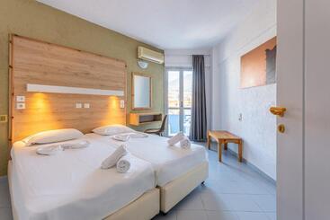 아파트호텔 Simple Hotel Hersonissos Blue