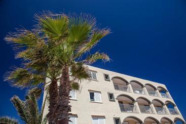 Zodiac Apartments