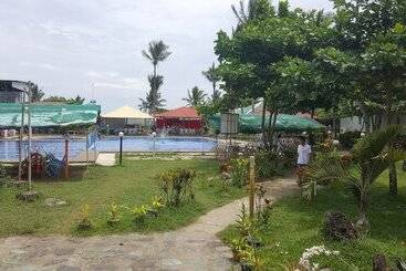 هتل Fiesta Resort