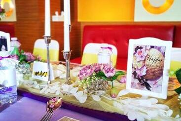 ホテル Maximillian