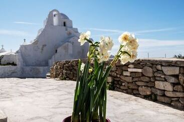 Отель Sunset Paraportiani Rooms