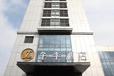 Ji Hotel Shanghai Fengxian South Bridge