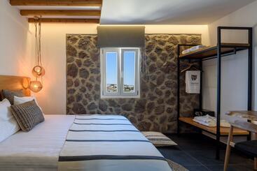 Пансион Vrachos Suites Mykonos