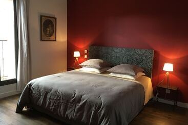 فندق Clos Des Aspres