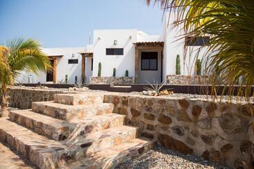 酒店 Punta Conejo Resort