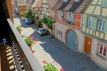 בית מלון כפרי Un Balcon Sur Les Toits